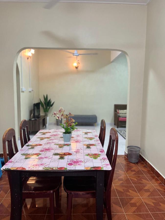 Ahza My Homestay Kemaman Chukai Exterior foto