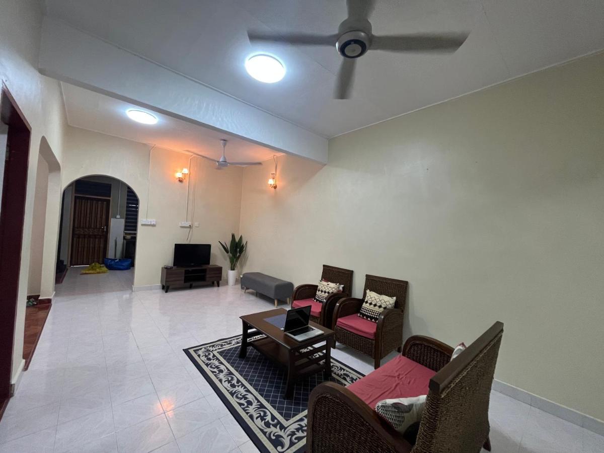 Ahza My Homestay Kemaman Chukai Exterior foto